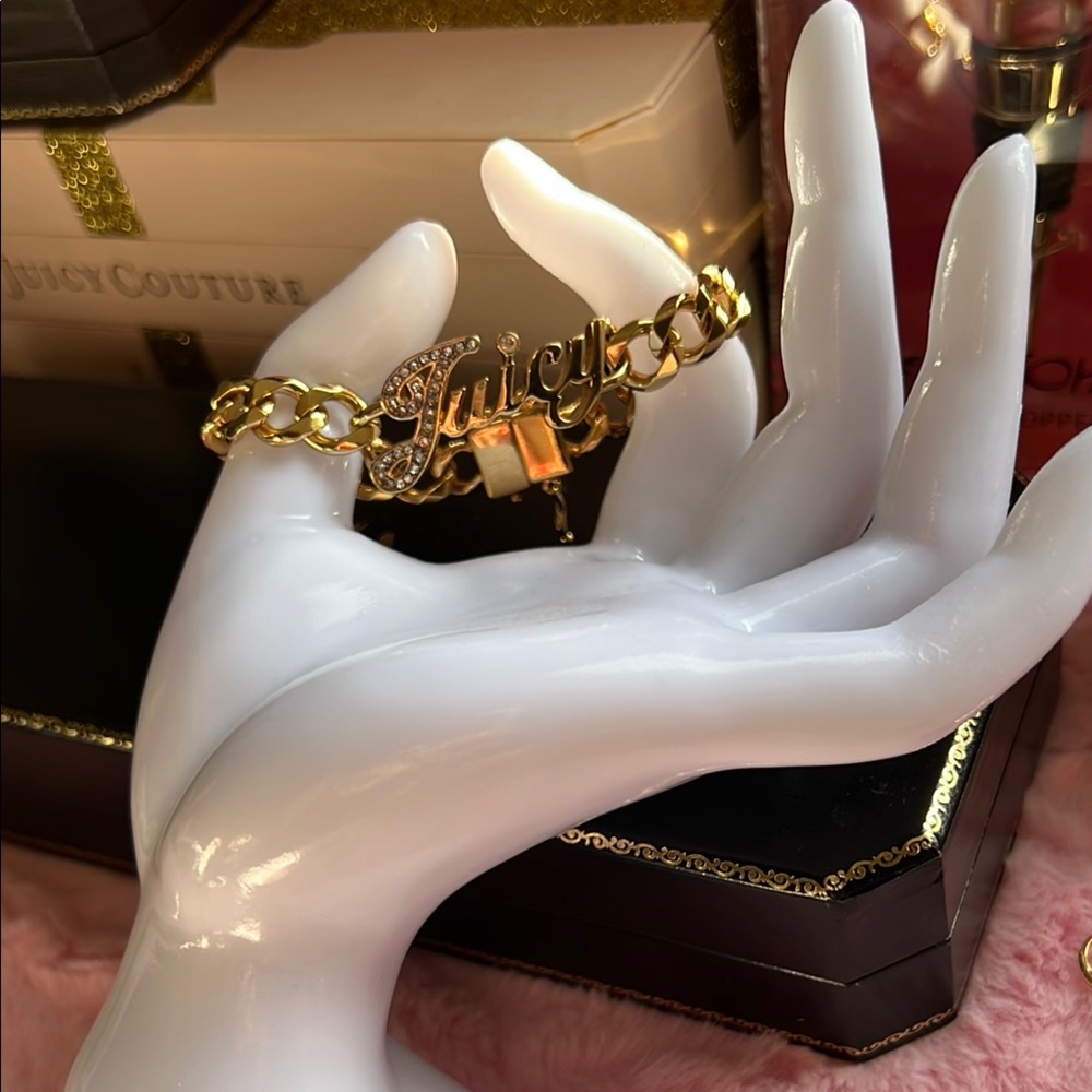 VINTAGE ✨Juicy Couture Gold pave Bracelet - Picture 6 of 6